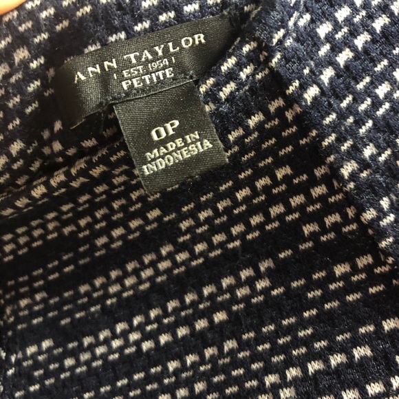 Ann Taylor navy and white dress size 0 petite - Picture 2 of 2
